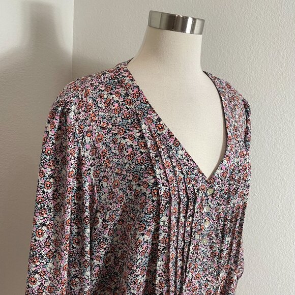 Rose+Olive Womens Plus 2X Floral V Neck Blouse 3/4 Sleeves Lightweight Shirt Top - Picture 2 of 9